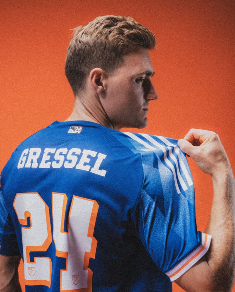 1080x1350_Gallery_03