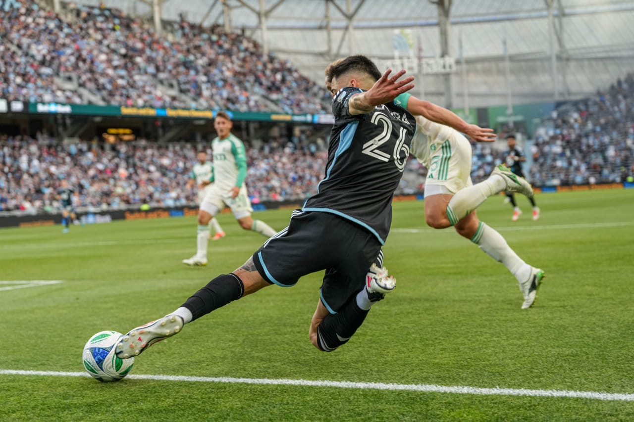 Joaquin Pereyra Tries to Keep the Ball in Play