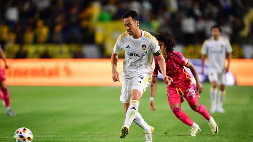 2024-03-17T031551Z_248962559_MT1USATODAY22797108_RTRMADP_3_MLS-ST-LOUIS-CITY-SC-AT-LA-GALAXY