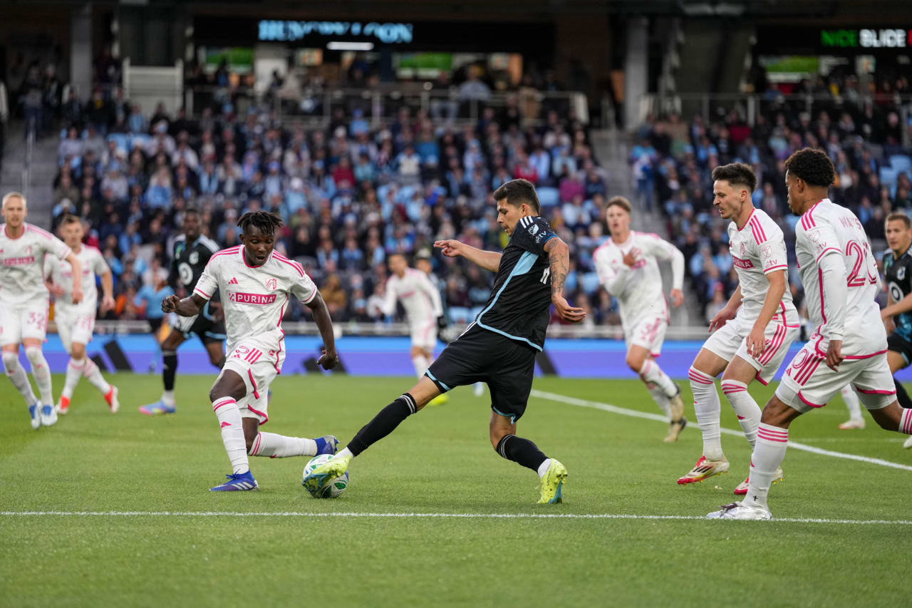 Anthony Markanich takes on St. Louis defenders